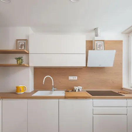 Apartment New & Modern Aa *